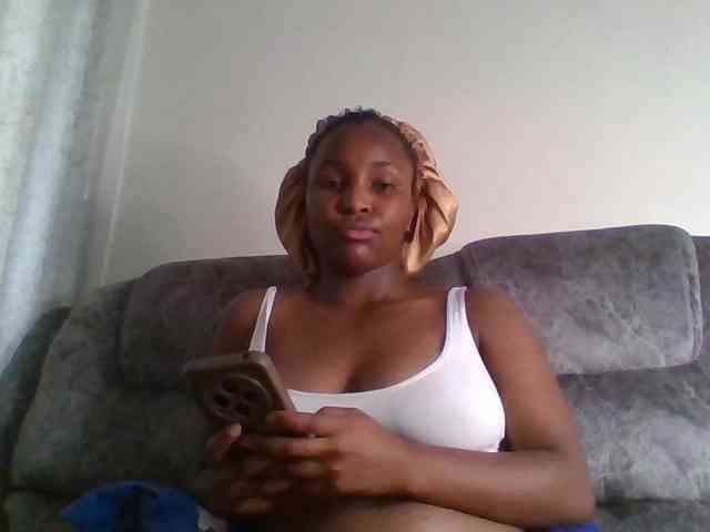 Sexxy-ebony2025 webcam