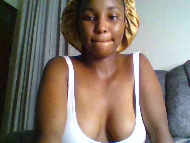 Sexxy-ebony2025 webcam