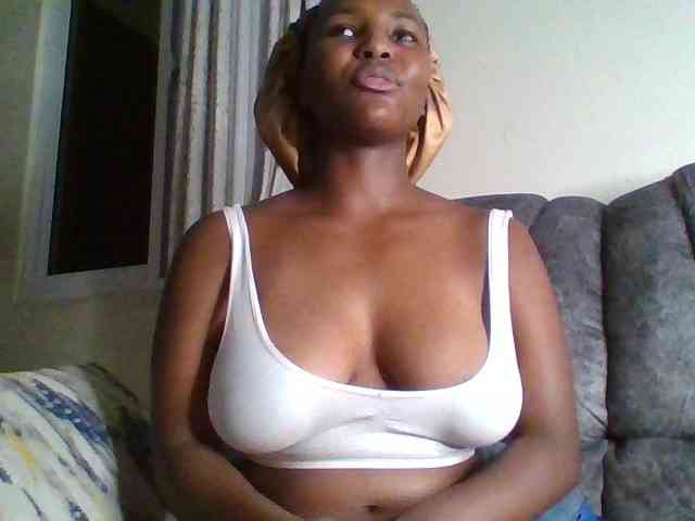 Sexxy-ebony2025 webcam