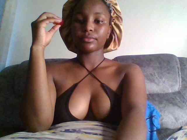 Sexxy-ebony2025 webcam