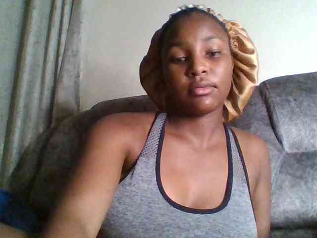 Sexxy-ebony2025 webcam