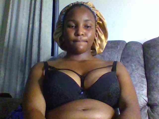 Sexxy-ebony2025 webcam