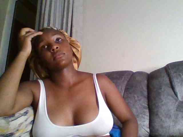 Sexxy-ebony2025 webcam