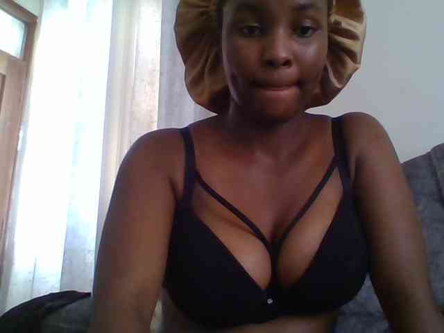 Sexxy-ebony2025 webcam