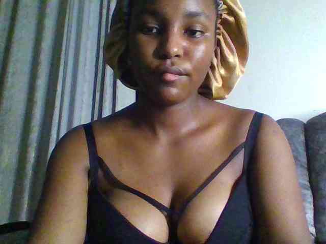 Sexxy-ebony2025 webcam