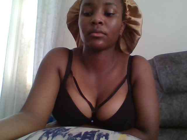 Sexxy-ebony2025 webcam