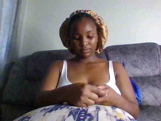 Sexxy-ebony2025 webcam