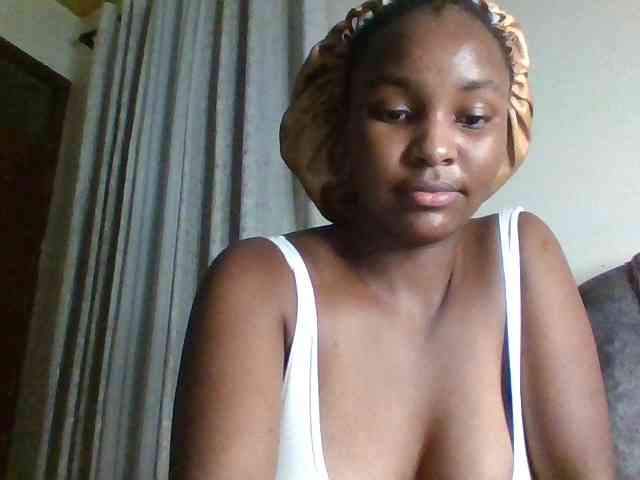 Sexxy-ebony2025 webcam