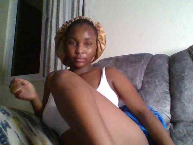 Sexxy-ebony2025 webcam