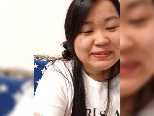 SophiaFlores's BongaCams show and profile