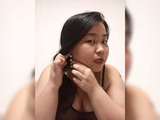 SophiaFlores's BongaCams show and profile