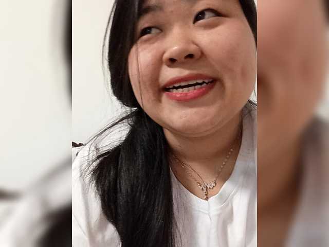 SophiaFlores's Thumb Image