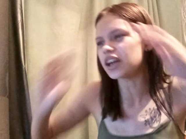 MatildaEinhorn's BongaCams show and profile