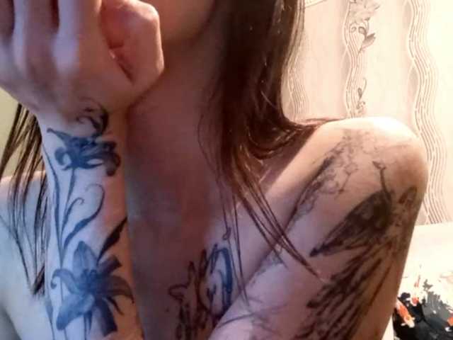 MatildaEinhorn's BongaCams show and profile