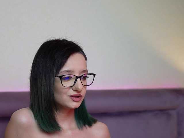 JoelleSoul's BongaCams show and profile