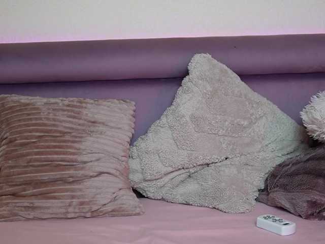 JoelleSoul's BongaCams show and profile