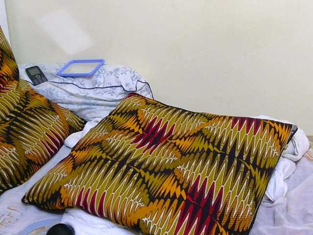 Sianna's BongaCams show and profile