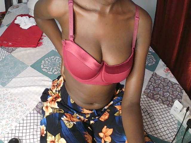 CuteSelena Profile Image