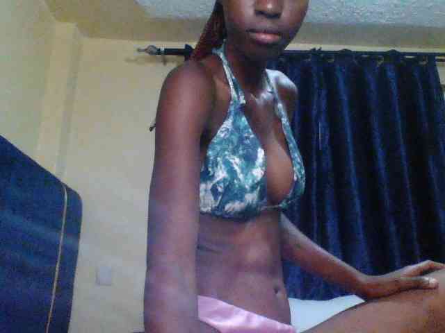 CuteSexy Live Webcam on BongaCams