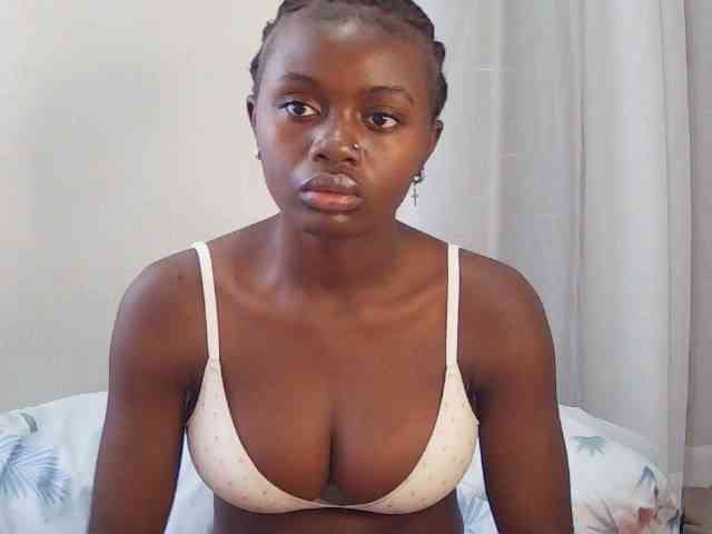 Xnyder Live Webcam on BongaCams