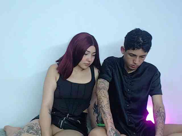 mila-and-sebas webcam