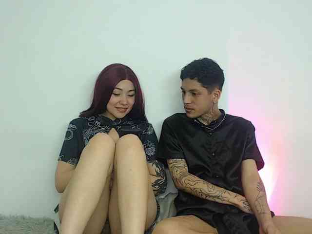 mila-and-sebas webcam