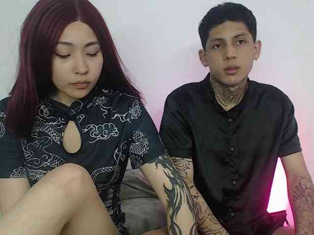 mila-and-sebas webcam