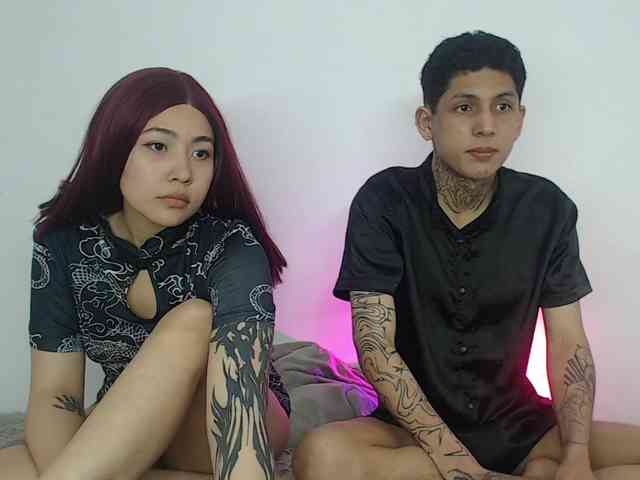 mila-and-sebas webcam