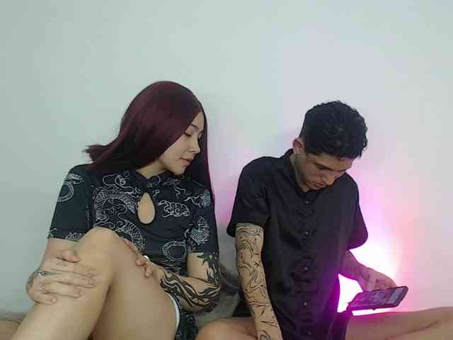 mila-and-sebas webcam