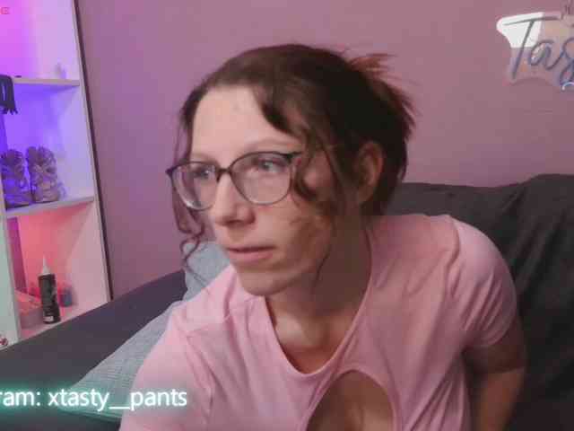 Tastypants webcam
