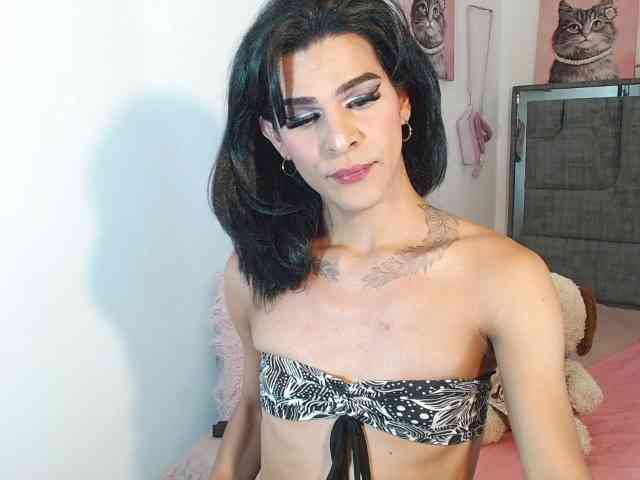Titania1502 Live Webcam on BongaCams