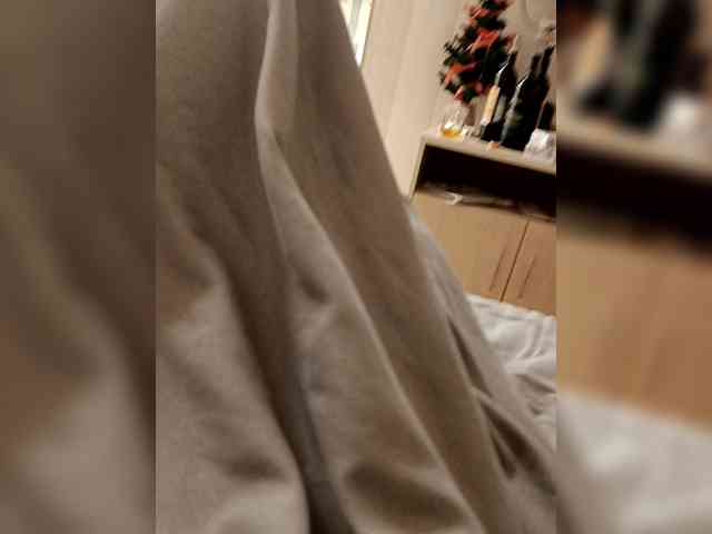 SonyaKev25 Live Webcam on BongaCams