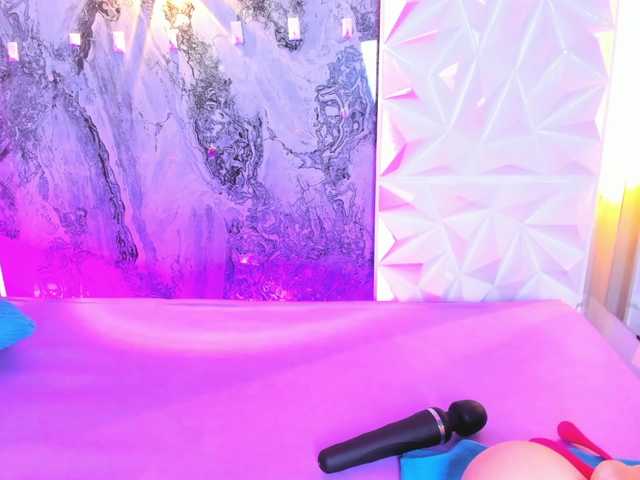 Sofia-Love7's BongaCams show and profile