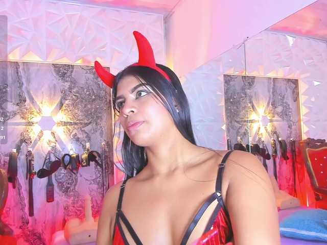 Sofia-Love7's BongaCams show and profile