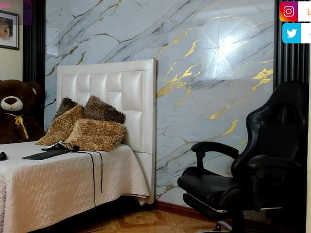 lesly-w's BongaCams show and profile