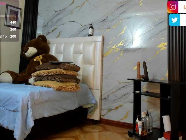 lesly-w's BongaCams show and profile