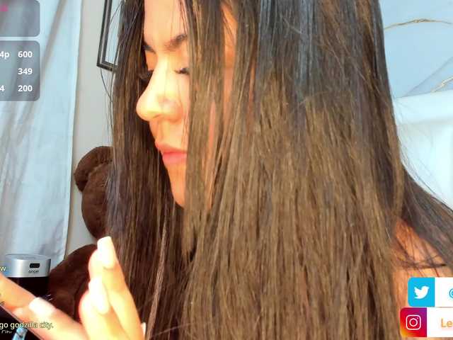 lesly-w's BongaCams show and profile