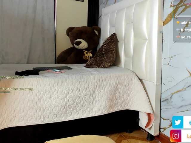 lesly-w's BongaCams show and profile