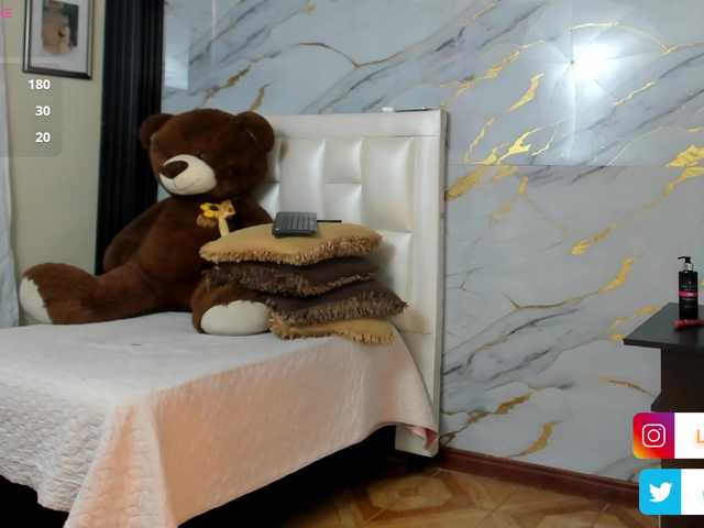 lesly-w's BongaCams show and profile