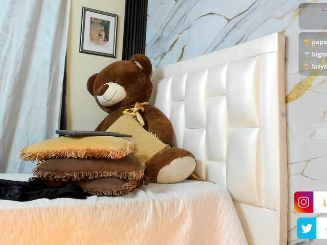 lesly-w's BongaCams show and profile