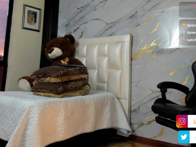 lesly-w's BongaCams show and profile