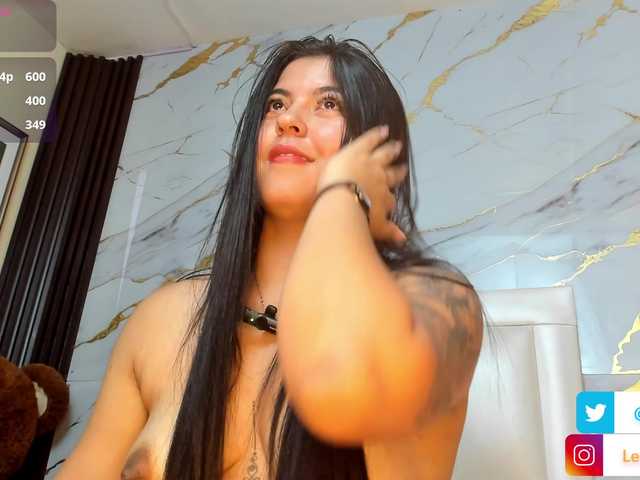 lesly-w's BongaCams show and profile