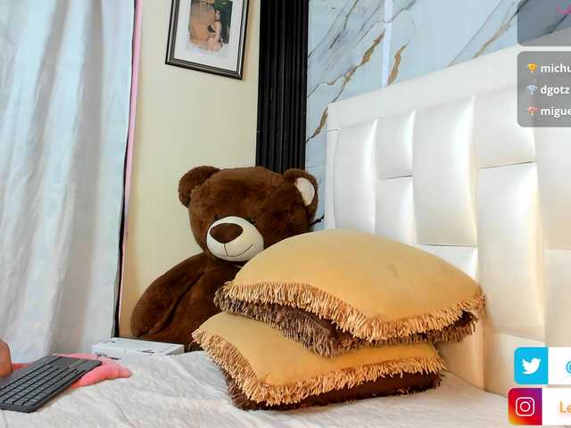 lesly-w's BongaCams show and profile