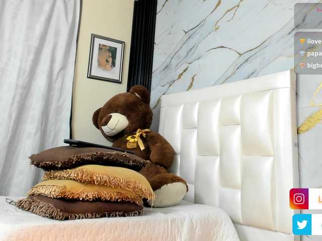 lesly-w's BongaCams show and profile