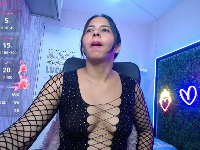 nicol-ross19 webcam bongacams model stream image