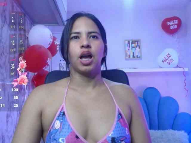 nicol-ross19 webcam