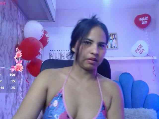 nicol-ross19 webcam