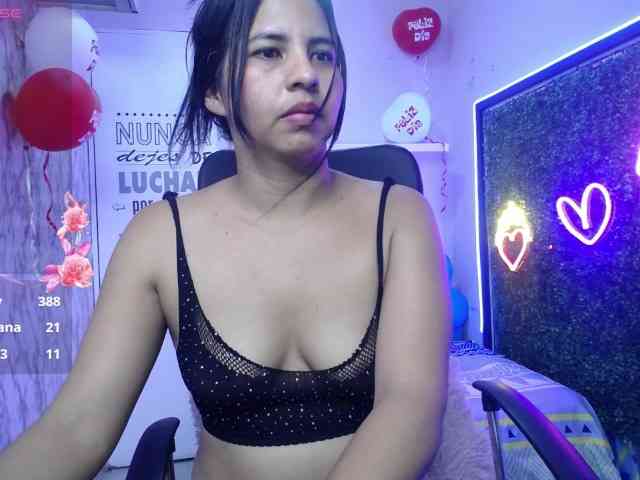 nicol-ross19 webcam