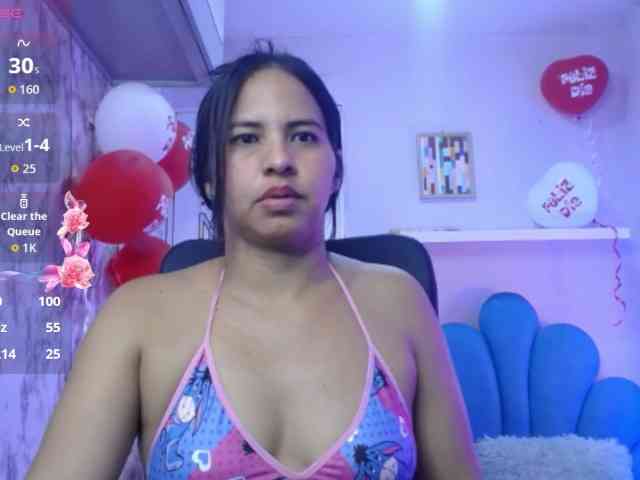 nicol-ross19 webcam