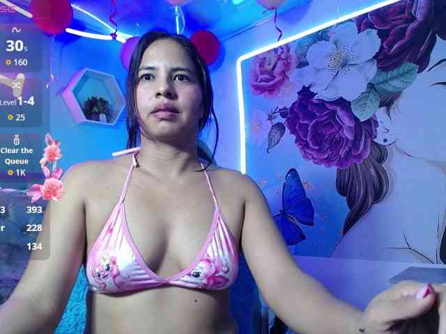 nicol-ross19 webcam